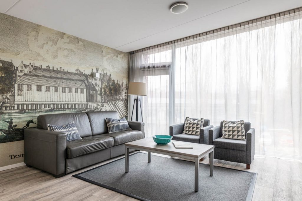 yays-amsterdam-prince-island-comfort-living-room